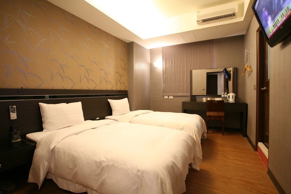 Military 75 Hotel Taizhong Zewnętrze zdjęcie