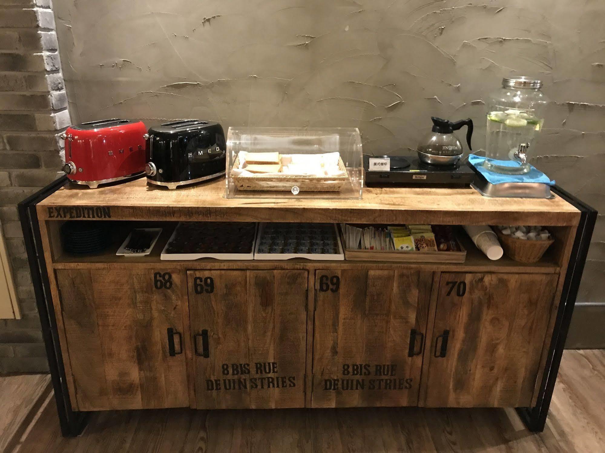 Military 75 Hotel Taizhong Zewnętrze zdjęcie