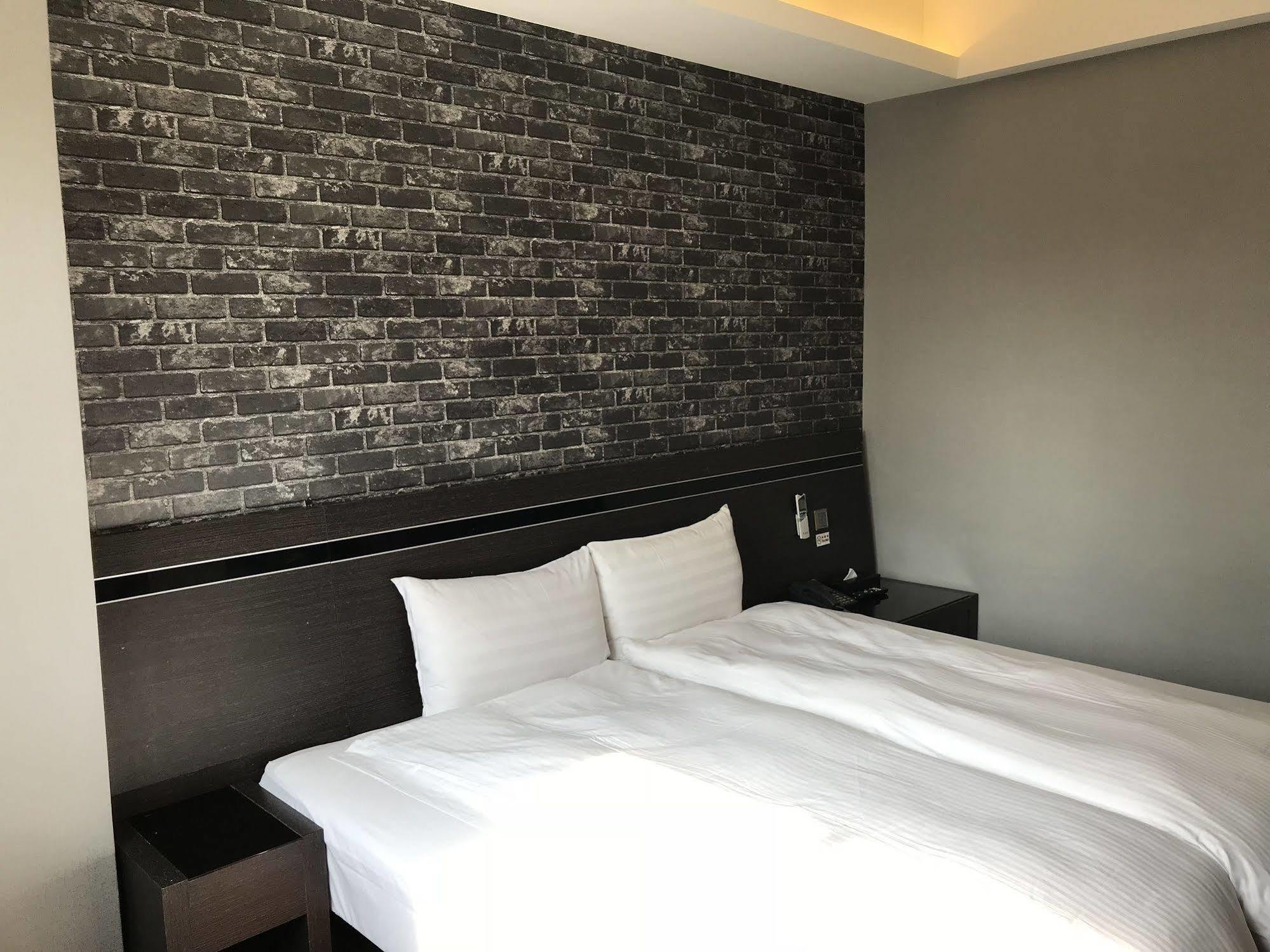 Military 75 Hotel Taizhong Zewnętrze zdjęcie